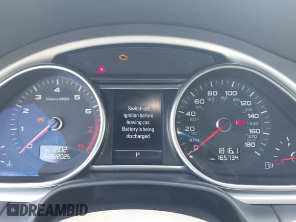 ✅ 2014 Audi Q7 S line Prestige • VIN: WA1DGAFE2ED007838 • Лот: 42602324. Опубликован ранее на IAAI с пробегом 165 734 миль. Бесплатный доступ к архиву аукционных продаж из США и подробный отчёт об истории автомобиля на DreamBid. Изображение 7.