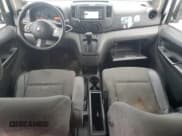 ✅ 2014 Nissan NV200 SV • VIN: 3N6CM0KN0EK696026 • Lot: 91925515. Wystawiony na Copart z przebiegiem 175 929 mil. Bezpłatny archiwum sprzedaży aukcyjnych z USA i szczegółowy raport historii pojazdu na DreamBid. Zdjęcie 8.