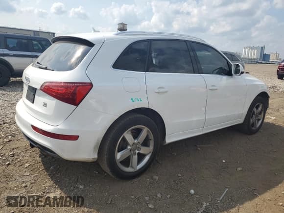 ✅ 2012 Audi Q5 Prestige • VIN: WA1WKAFP0CA012706 • Lot: 68139755. Wystawiony na Copart z przebiegiem 155 943 mil. Bezpłatny archiwum sprzedaży aukcyjnych z USA i szczegółowy raport historii pojazdu na DreamBid. Zdjęcie 3.