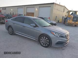 2015 Hyundai Sonata Limited с VIN 5NPE34AFXFH102439, выставлен на аукционе IAAI как лот 43364233 с пробегом 158 139 миль миль и . История ставок и продаж доступна на DreamBid. Изображение 1.