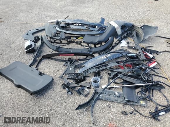 ✅ 2023 Kia Telluride SX Prestige X-Line • VIN: 5XYP5DGC2PG372144 • Lot: 81579585. Wystawiony na Copart z przebiegiem 28 827 mil. Bezpłatny archiwum sprzedaży aukcyjnych z USA i szczegółowy raport historii pojazdu na DreamBid. Zdjęcie 13.