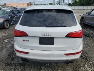 ✅ 2014 Audi SQ5 Premium Plus • VIN: WA1CGAFP3EA015123 • Lot: 69677294. Wystawiony na Copart z przebiegiem 59 328 mil. Bezpłatny archiwum sprzedaży aukcyjnych z USA i szczegółowy raport historii pojazdu na DreamBid. Zdjęcie 6.