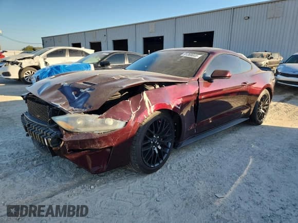 ✅ 2018 Ford Mustang EcoBoost • VIN: 1FA6P8TH4J5185542 • Lot: 91368655. Listed on Copart with 101,059 mi. Free auction sales archive from the USA and detailed vehicle history report at DreamBid. Image 1.