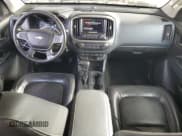 ✅ 2018 Chevrolet Colorado 2WD Z71 • VIN: 1GCGSDE12J1207633 • Lot: 83115504. Wystawiony na Copart z przebiegiem 25 088 mil. Bezpłatny archiwum sprzedaży aukcyjnych z USA i szczegółowy raport historii pojazdu na DreamBid. Zdjęcie 8.