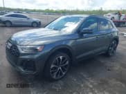 ✅ 2024 Audi SQ5 Premium Plus • VIN: WA1B4AFY0R2011267 • Лот: 42529993. Опубликован ранее на IAAI с пробегом 11 945 миль. Бесплатный доступ к архиву аукционных продаж из США и подробный отчёт об истории автомобиля на DreamBid. Изображение 2.