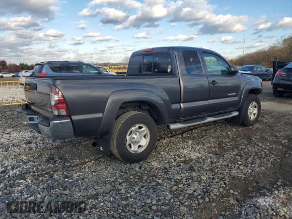 ✅ 2011 Toyota Tacoma • VIN: 5TFUX4EN7BX008034 • Lot: 92166105. Wystawiony na Copart z przebiegiem 76 965 mil. Bezpłatny archiwum sprzedaży aukcyjnych z USA i szczegółowy raport historii pojazdu na DreamBid. Zdjęcie 3.