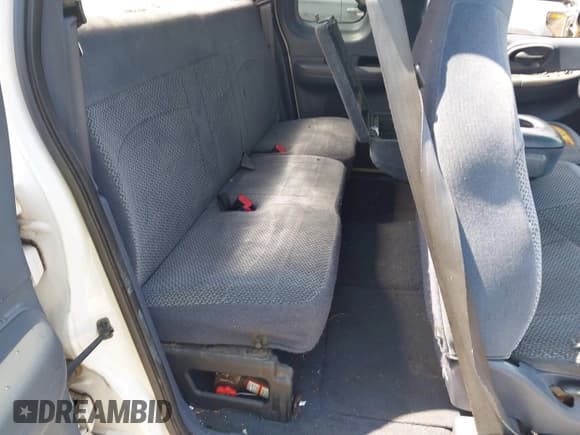 ✅ 1999 Ford F-150 XL • VIN: 1FTRX17L2XNB70799 • Lot: 42762580. Listed on IAAI with Not provided. Free auction sales archive from the USA and detailed vehicle history report at DreamBid. Image 8.