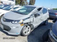 ✅ 2021 Chevrolet Bolt EV LT • VIN: 1G1FY6S09M4106389 • Lot: 41841626. Wystawiony na IAAI z przebiegiem 63 361 mil. Bezpłatny archiwum sprzedaży aukcyjnych z USA i szczegółowy raport historii pojazdu na DreamBid. Zdjęcie 22.