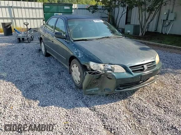 1999 Honda Accord LX z VIN 1HGCG5642XA163173, wystawiony jako Copart lot #81149825 z przebiegiem 200 390 mil mil oraz Szkoda całkowita • Salvage title. Historia ofert i sprzedaży dostępna na DreamBid. Obrazek 13.