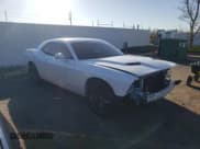 ✅ 2017 Dodge Challenger R/T • VIN: 2C3CDZBT5HH627169 • Lot: 47502994. Wystawiony na Copart z przebiegiem 42 201 mil. Bezpłatny archiwum sprzedaży aukcyjnych z USA i szczegółowy raport historii pojazdu na DreamBid. Zdjęcie 4.