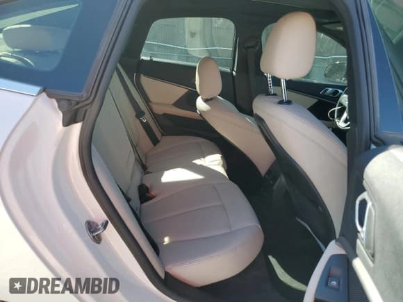 ✅ 2020 BMW 2 Series 228i xDrive • VIN: WBA73AK06L7F92394 • Lot: 92850165. Listed on Copart with 61,439 mi. Free auction sales archive from the USA and detailed vehicle history report at DreamBid. Image 10.