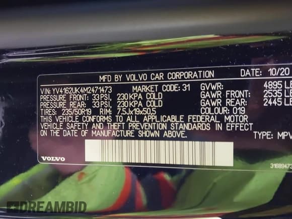 ✅ 2021 Volvo XC40 Momentum • VIN: YV4162UK4M2471473 • Lot: 43780178. Wystawiony na IAAI z przebiegiem 44 464 mil. Bezpłatny archiwum sprzedaży aukcyjnych z USA i szczegółowy raport historii pojazdu na DreamBid. Zdjęcie 9.