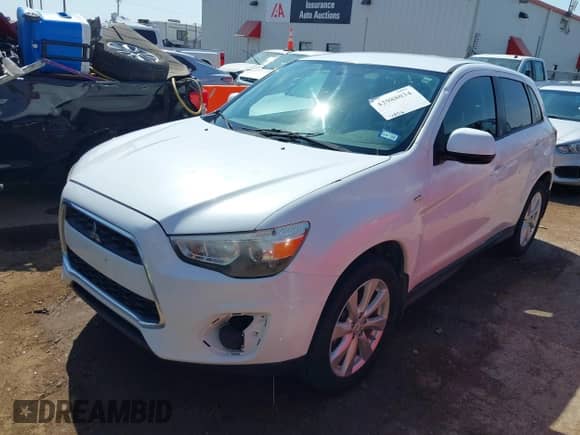 2013 Mitsubishi Outlander ES с VIN 4A4AP3AU4DE011667, выставлен на аукционе IAAI как лот 42988034 с пробегом 128 516 миль миль и . История ставок и продаж доступна на DreamBid. Изображение 17.