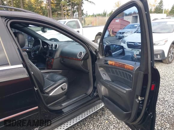 ✅ 2011 Mercedes-Benz M 350 • VIN: 4JGBB8GB1BA678533 • Lot: 43609296. Listed on IAAI with 111,094 mi. Free auction sales archive from the USA and detailed vehicle history report at DreamBid. Image 5.