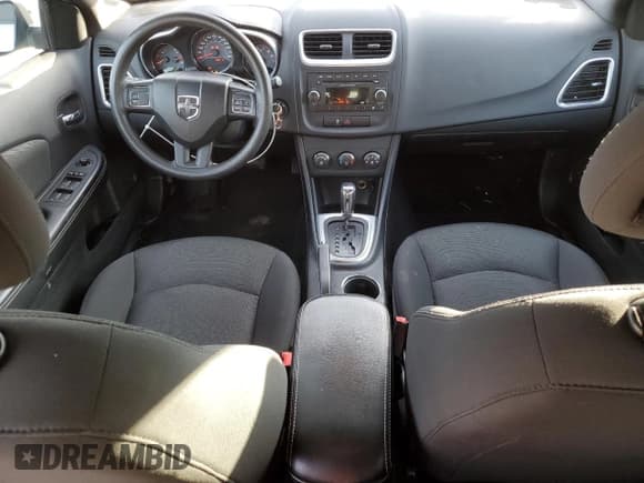 ✅ 2012 Dodge Avenger SE • VIN: 1C3CDZAB2CN231936 • Лот: 86920154. Опубликован ранее на Copart с пробегом 105 129 миль. Бесплатный доступ к архиву аукционных продаж из США и подробный отчёт об истории автомобиля на DreamBid. Изображение 8.