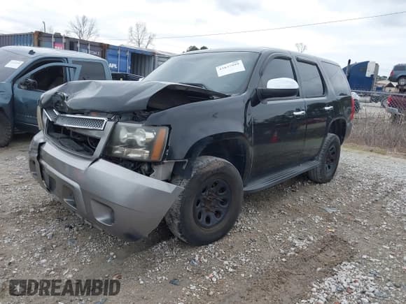 ✅ 2009 Chevrolet Tahoe Police • VIN: 1GNEC03029R173026 • Lot: 43837999. Listed on IAAI with 247,743 mi. Free auction sales archive from the USA and detailed vehicle history report at DreamBid. Image 2.