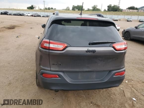 ✅ 2017 Jeep Cherokee Sport • VIN: 1C4PJMAB3HW646113 • Lot: 66717385. Listed on Copart with 75,525 mi. Free auction sales archive from the USA and detailed vehicle history report at DreamBid. Image 6.