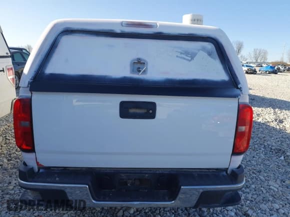 ✅ 2017 Chevrolet Colorado 4WD Work Truck • VIN: 1GCHTBEA9H1305798 • Лот: 81275364. Опубликован ранее на Copart с пробегом Не указан. Бесплатный доступ к архиву аукционных продаж из США и подробный отчёт об истории автомобиля на DreamBid. Изображение 6.