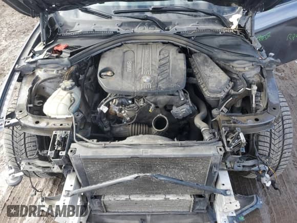 2018 BMW 3 Series 328d xDrive с VIN WBA8J1C56JA379432, выставлен на аукционе Copart как лот 42203075 с пробегом 137 473 миль миль и Списание • Salvage title. История ставок и продаж доступна на DreamBid. Изображение 11.