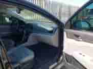 2017 Hyundai Elantra Limited с VIN KMHD84LF0HU119605, выставлен на аукционе IAAI как лот 43222041 с пробегом 160 633 миль миль и . История ставок и продаж доступна на DreamBid. Изображение 5.