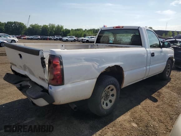 ✅ 2006 Chevrolet Silverado 1500 Work Truck • VIN: 3GCEC14X76G239463 • Лот: 62013784. Опубликован ранее на Copart с пробегом 203 153 миль. Бесплатный доступ к архиву аукционных продаж из США и подробный отчёт об истории автомобиля на DreamBid. Изображение 3.