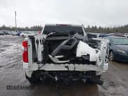 ✅ 2021 Chevrolet Silverado 1500 RST • VIN: 3GCUYEET1MG192718 • Лот: 41692530. Опубликован ранее на IAAI с пробегом 90 221 миль. Бесплатный доступ к архиву аукционных продаж из США и подробный отчёт об истории автомобиля на DreamBid. Изображение 17.