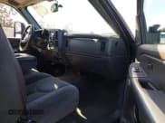 ✅ 2007 Chevrolet Silverado 2500HD LT1 • VIN: 1GCHK23DX7F190453 • Lot: 42262619. Wystawiony na IAAI z przebiegiem Nie podano. Bezpłatny archiwum sprzedaży aukcyjnych z USA i szczegółowy raport historii pojazdu na DreamBid. Zdjęcie 5.