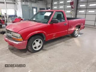 ✅ 1999 Chevrolet S-10 LS • VIN: 1GCCS1449XK163562 • Лот: 40983215. Опубликован ранее на IAAI с пробегом 57 489 миль. Бесплатный доступ к архиву аукционных продаж из США и подробный отчёт об истории автомобиля на DreamBid. Изображение 2.