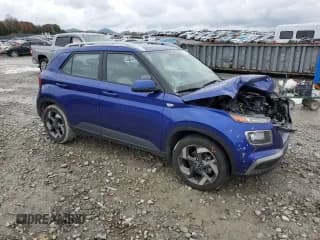 ✅ 2023 Hyundai Venue SEL • VIN: KMHRC8A35PU209769 • Lot: 79062164. Wystawiony na Copart z przebiegiem 48 879 mil. Bezpłatny archiwum sprzedaży aukcyjnych z USA i szczegółowy raport historii pojazdu na DreamBid. Zdjęcie 4.