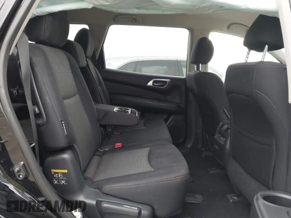 ✅ 2019 Nissan Pathfinder S • VIN: 5N1DR2MM7KC642244 • Lot: 41683219. Listed on IAAI with 102,507 mi. Free auction sales archive from the USA and detailed vehicle history report at DreamBid. Image 8.