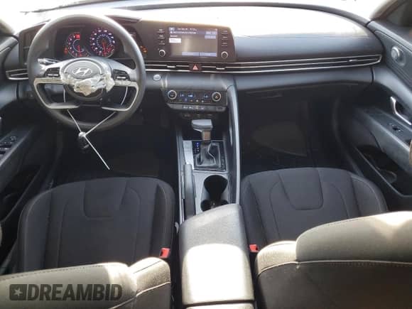 2022 Hyundai Elantra SEL z VIN 5NPLM4AG2NH058920, wystawiony jako Copart lot #81656685 z przebiegiem 70 931 mil mil oraz Szkoda całkowita • Salvage title. Historia ofert i sprzedaży dostępna na DreamBid. Obrazek 8.