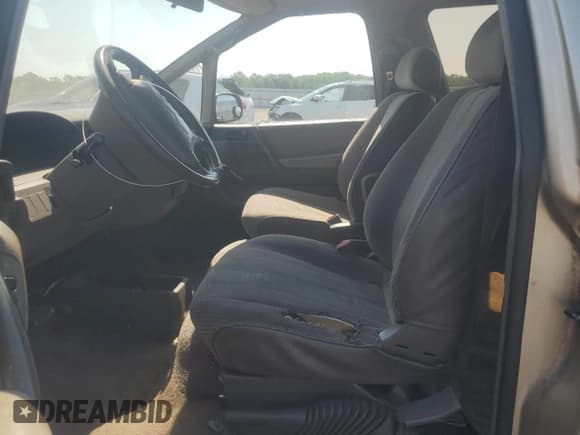 ✅ 1996 Toyota Previa • VIN: JT3GK12M0T1240490 • Лот: 62648705. Опубликован ранее на Copart с пробегом 243 289 миль. Бесплатный доступ к архиву аукционных продаж из США и подробный отчёт об истории автомобиля на DreamBid. Изображение 7.