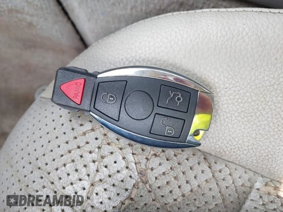 ✅ 2006 Mercedes-Benz C 230 Sport • VIN: WDBRF52H76F762025 • Lot: 42197195. Listed on IAAI with 186,275 mi. Free auction sales archive from the USA and detailed vehicle history report at DreamBid. Image 11.