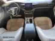 2023 Ford Explorer Limited z VIN 1FMSK8FH6PGA23374, wystawiony jako Copart lot #66298095 z przebiegiem 28 429 mil mil oraz Szkoda całkowita • Salvage title. Historia ofert i sprzedaży dostępna na DreamBid. Obrazek 8.