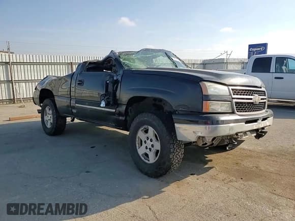 ✅ 2006 Chevrolet Silverado 1500 LT1 • VIN: 3GCEK14T06G147966 • Лот: 85262664. Опубликован ранее на Copart с пробегом 215 309 миль. Бесплатный доступ к архиву аукционных продаж из США и подробный отчёт об истории автомобиля на DreamBid. Изображение 11.