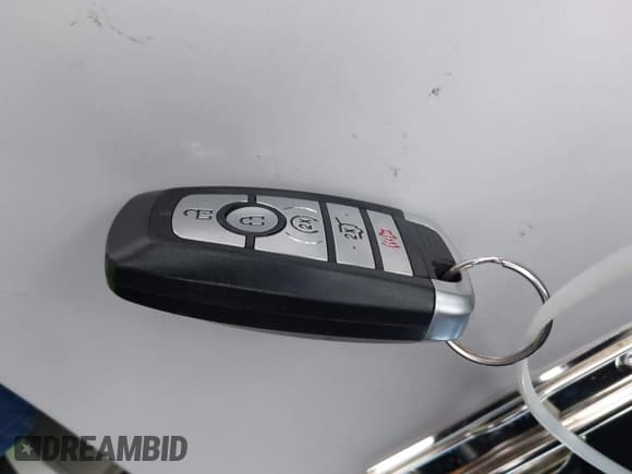 ✅ 2018 Ford Explorer XLT • VIN: 1FM5K7D84JGA68623 • Лот: 43750326. Опубликован ранее на IAAI с пробегом 86 191 миль. Бесплатный доступ к архиву аукционных продаж из США и подробный отчёт об истории автомобиля на DreamBid. Изображение 11.