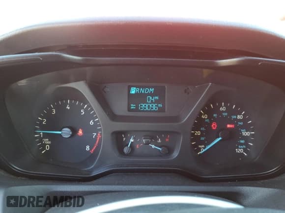 ✅ 2017 Ford Transit • VIN: 1FTYE1ZM4HKA72903 • Лот: 84230375. Опубликован ранее на Copart с пробегом 139 096 миль. Бесплатный доступ к архиву аукционных продаж из США и подробный отчёт об истории автомобиля на DreamBid. Изображение 9.