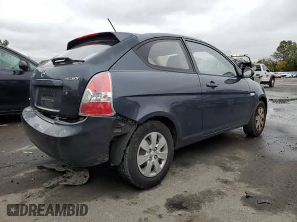 2011 Hyundai Accent GS z VIN KMHCM3AC8BU194263, wystawiony jako Copart lot #86155935 z przebiegiem 117 287 mil mil oraz Szkoda całkowita • Salvage title. Historia ofert i sprzedaży dostępna na DreamBid. Obrazek 3.