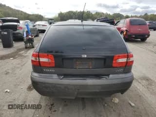 ✅ 2004 Volvo V40 • VIN: YV1VW27564F089135 • Lot: 82517045. Wystawiony na Copart z przebiegiem 182 057 mil. Bezpłatny archiwum sprzedaży aukcyjnych z USA i szczegółowy raport historii pojazdu na DreamBid. Zdjęcie 6.