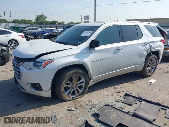 2020 Chevrolet Traverse High Country с VIN 1GNEVNKWXLJ135322, выставлен на аукционе IAAI как лот 42042466 с пробегом 105 748 миль миль и . История ставок и продаж доступна на DreamBid. Изображение 17.