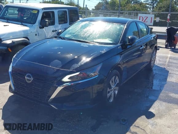 ✅ 2024 Nissan Altima S • VIN: 1N4BL4BV5RN376439 • Лот: 43421344. Опубликован ранее на IAAI с пробегом 27 561 миль. Бесплатный доступ к архиву аукционных продаж из США и подробный отчёт об истории автомобиля на DreamBid. Изображение 2.