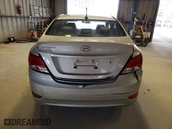 ✅ 2017 Hyundai Accent SE • VIN: KMHCT4AE4HU292080 • Лот: 70145284. Опубликован ранее на Copart с пробегом 187 956 миль. Бесплатный доступ к архиву аукционных продаж из США и подробный отчёт об истории автомобиля на DreamBid. Изображение 6.