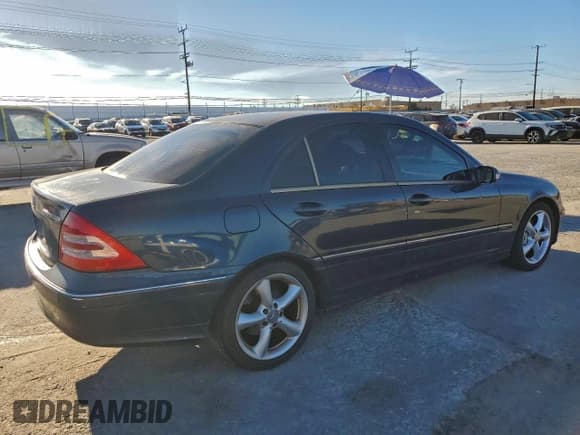 ✅ 2004 Mercedes-Benz C 230 Kompressor • VIN: WDBRF40J14A628797 • Lot: 94340495. Listed on Copart with 176,194 mi. Free auction sales archive from the USA and detailed vehicle history report at DreamBid. Image 3.