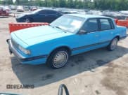 ✅ 1989 Chevrolet Celebrity • VIN: 1G1AW51R1K6223654 • Лот: 42422949. Опубликован ранее на IAAI с пробегом 160 583 миль. Бесплатный доступ к архиву аукционных продаж из США и подробный отчёт об истории автомобиля на DreamBid. Изображение 2.