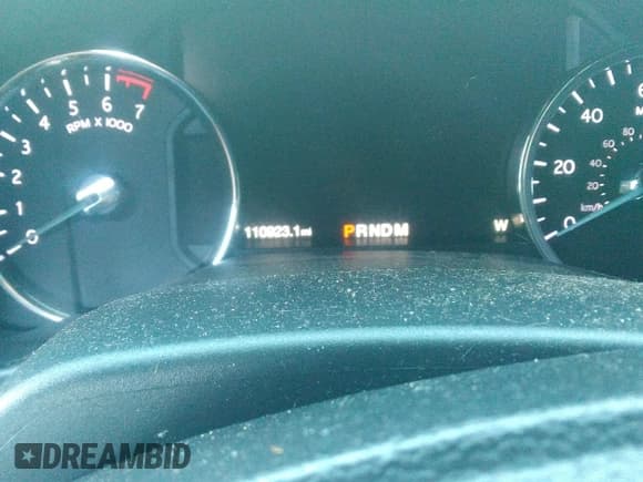 ✅ 2019 Ford Expedition Max Limited • VIN: 1FMJK2AT1KEA07091 • Lot: 43429920. Wystawiony na IAAI z przebiegiem 110 923 mil. Bezpłatny archiwum sprzedaży aukcyjnych z USA i szczegółowy raport historii pojazdu na DreamBid. Zdjęcie 15.