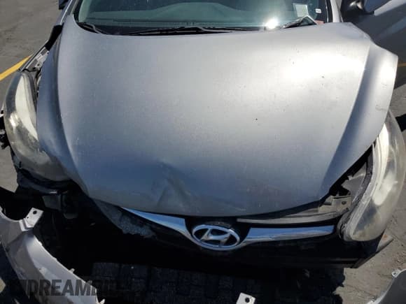 ✅ 2015 Hyundai Elantra SE • VIN: KMHDH4AE9FU257988 • Lot: 61428775. Listed on Copart with 151,980 mi. Free auction sales archive from the USA and detailed vehicle history report at DreamBid. Image 11.