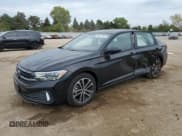 ✅ 2022 Volkswagen Jetta Sport • VIN: 3VWBM7BU5NM033535 • Lot: 83799095. Wystawiony na Copart z przebiegiem 33 393 mil. Bezpłatny archiwum sprzedaży aukcyjnych z USA i szczegółowy raport historii pojazdu na DreamBid. Zdjęcie 1.