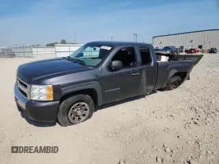 ✅ 2010 Chevrolet Silverado 1500 LS • VIN: 1GCSKREA1AZ101067 • Lot: 80951045. Listed on Copart with 238,788 mi. Free auction sales archive from the USA and detailed vehicle history report at DreamBid. Image 1.