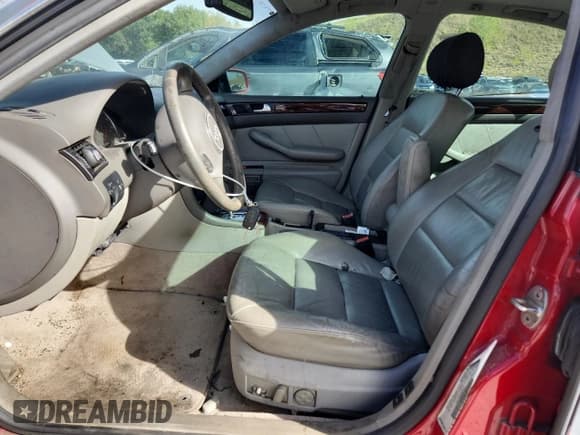 ✅ 2002 Audi A6 • VIN: WAULT64B92N095518 • Лот: 80692665. Опубликован ранее на Copart с пробегом 221 721 миль. Бесплатный доступ к архиву аукционных продаж из США и подробный отчёт об истории автомобиля на DreamBid. Изображение 7.