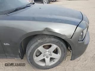 ✅ 2009 Dodge Charger SXT • VIN: 2B3KA33V09H533068 • Lot: 43471427. Wystawiony na IAAI z przebiegiem 169 089 mil. Bezpłatny archiwum sprzedaży aukcyjnych z USA i szczegółowy raport historii pojazdu na DreamBid. Zdjęcie 6.